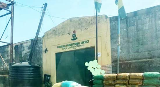 50 fleeing prisoners re-arrested in Niger