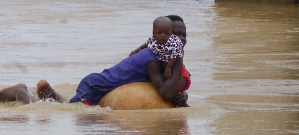 Nigeria’s worst floods in decades kill over 600