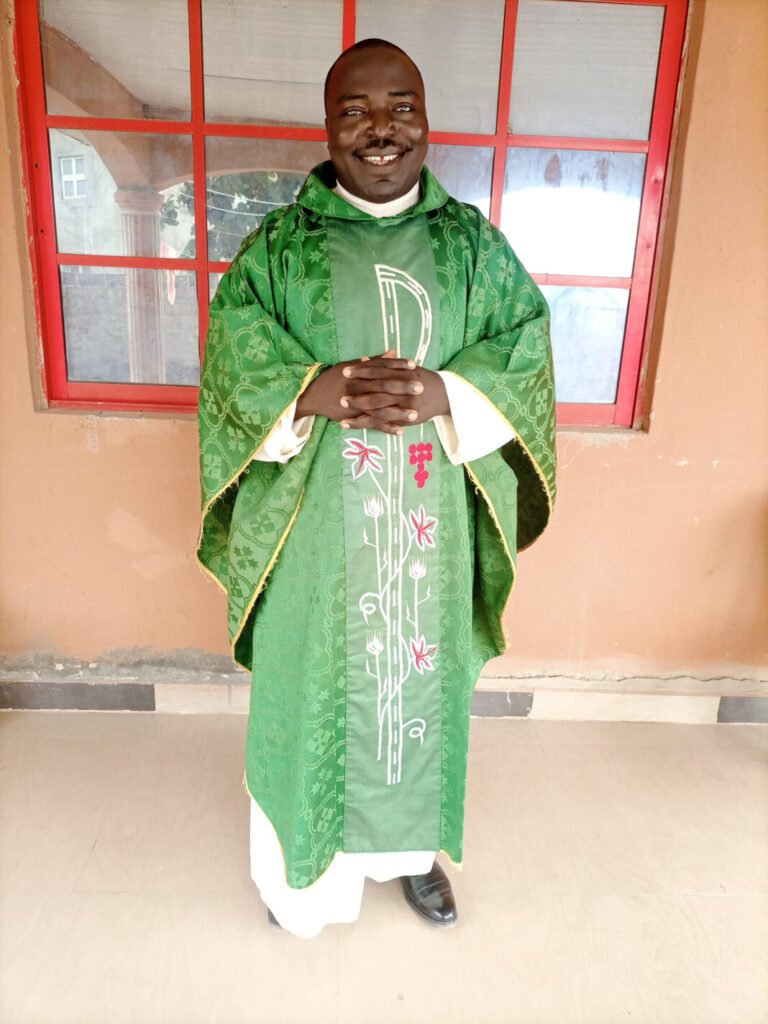 Abducted Catholic Priest escapes while terrorists kill another in Kaduna